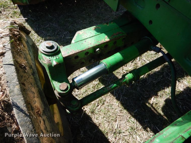 image for item DH6469 1994 John Deere 6400 tractor