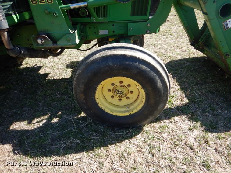 image for item DH6469 1994 John Deere 6400 tractor