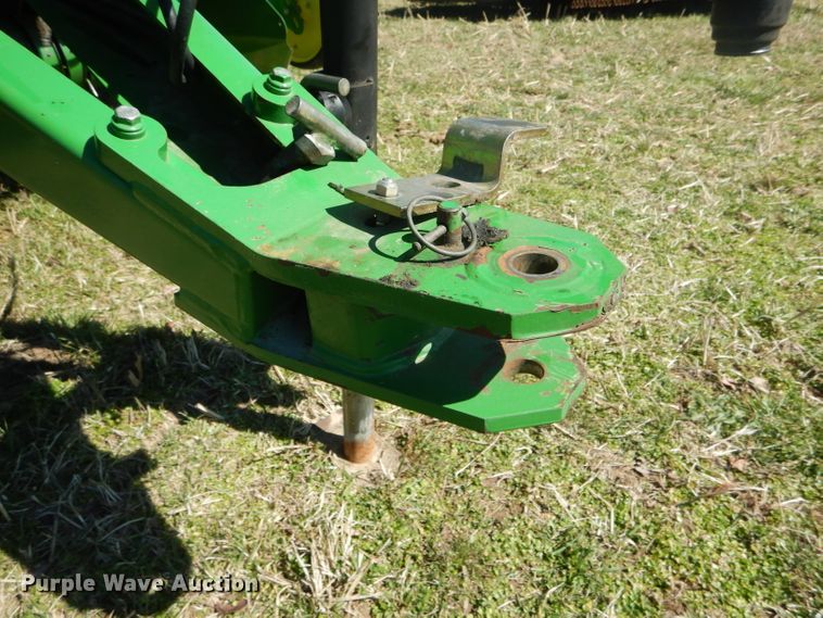 image for item DH6472 2004 John Deere 557 Mega Wide round baler