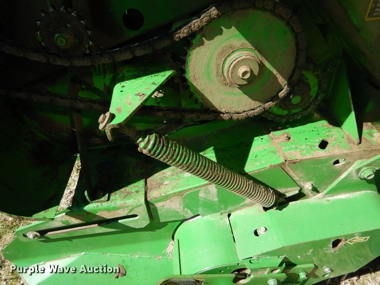 image for item DH6472 2004 John Deere 557 Mega Wide round baler