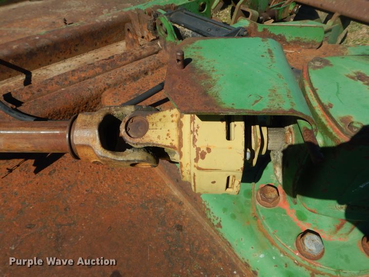 image for item DH6473 1994 John Deere 1518 rotary mower