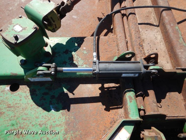 image for item DH6473 1994 John Deere 1518 rotary mower