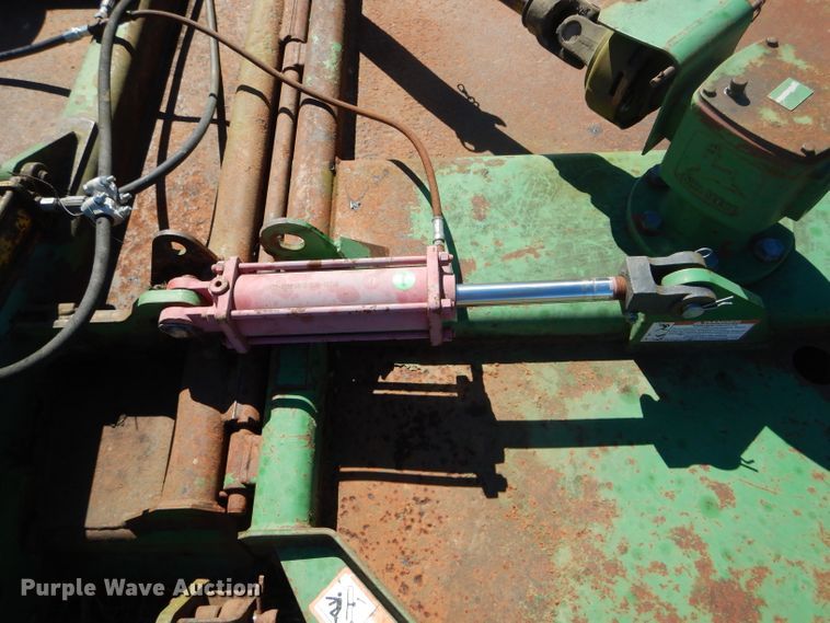 image for item DH6473 1994 John Deere 1518 rotary mower