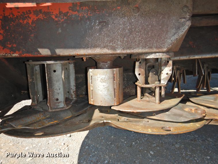 image for item DI0059 2009 Massey-Ferguson 9635 windrower