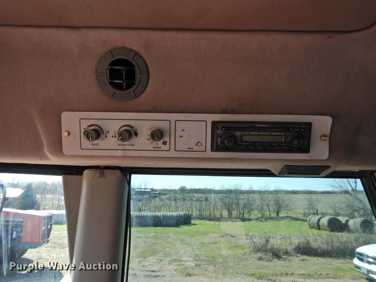 image for item DI0059 2009 Massey-Ferguson 9635 windrower