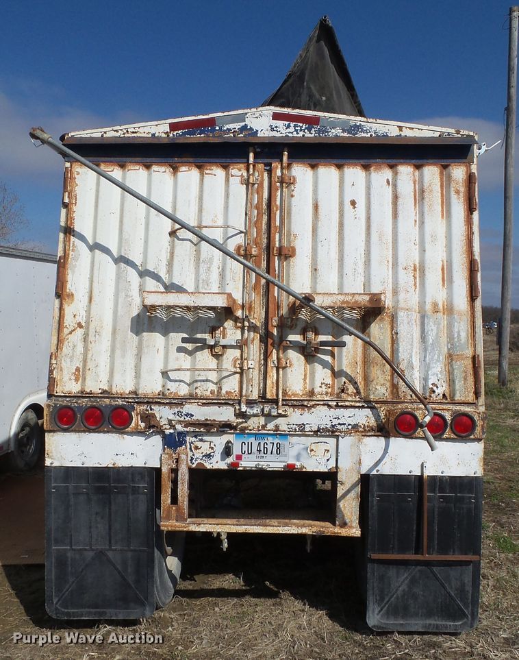image for item EM9936 1985 Jet JETC-Grain double hopper bottom grain trailer