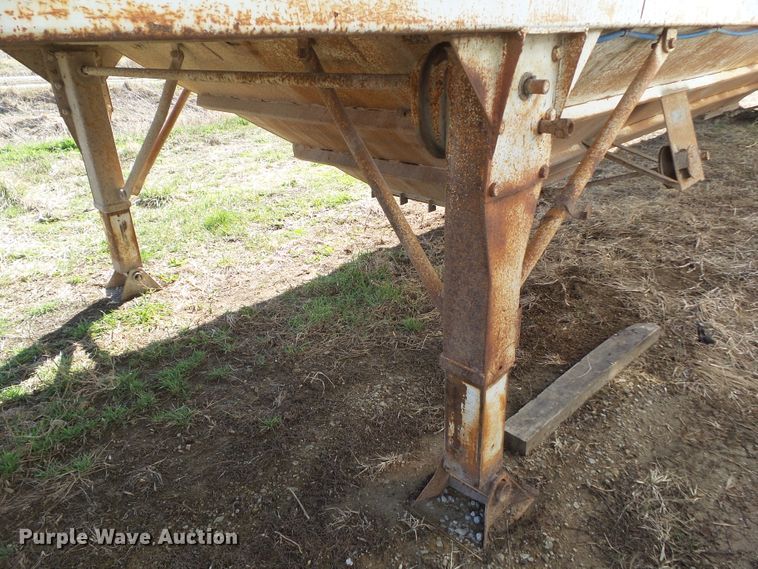 image for item EM9936 1985 Jet JETC-Grain double hopper bottom grain trailer