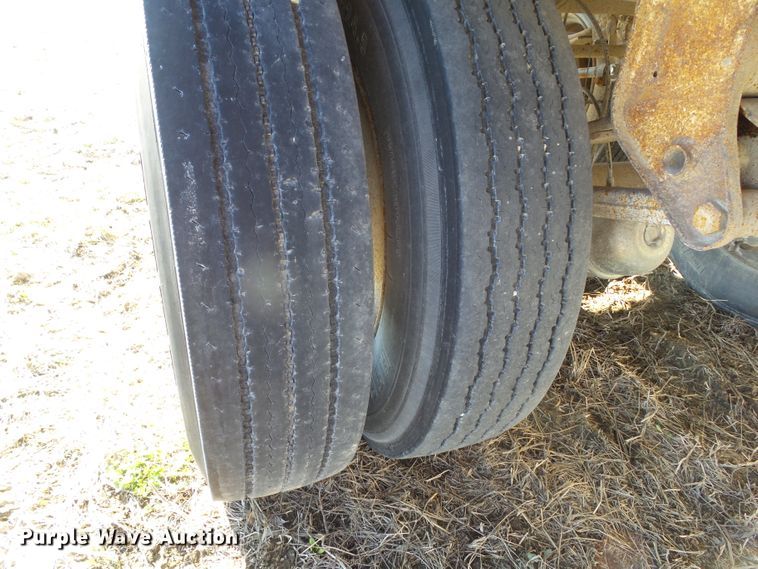 image for item EM9936 1985 Jet JETC-Grain double hopper bottom grain trailer