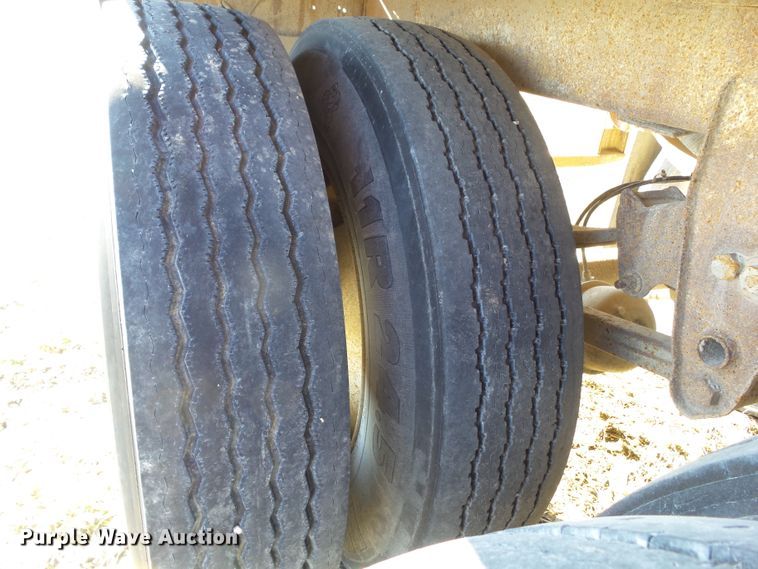 image for item EM9936 1985 Jet JETC-Grain double hopper bottom grain trailer