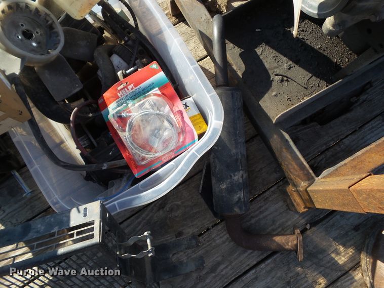 image for item EM9937 (2) diesel engines