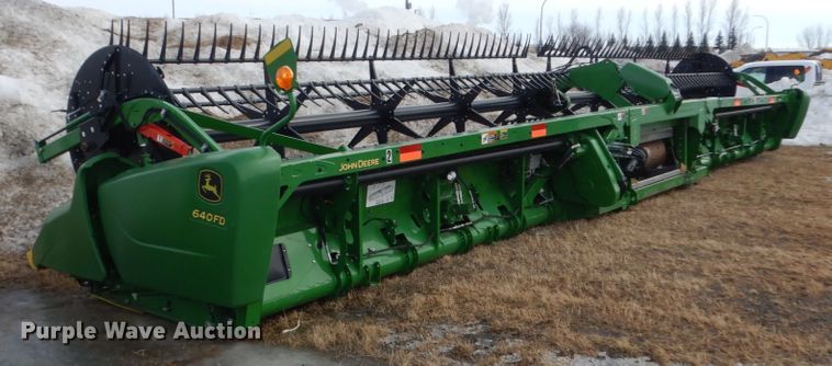 image for item FU9247 2018 John Deere 640FD draper head