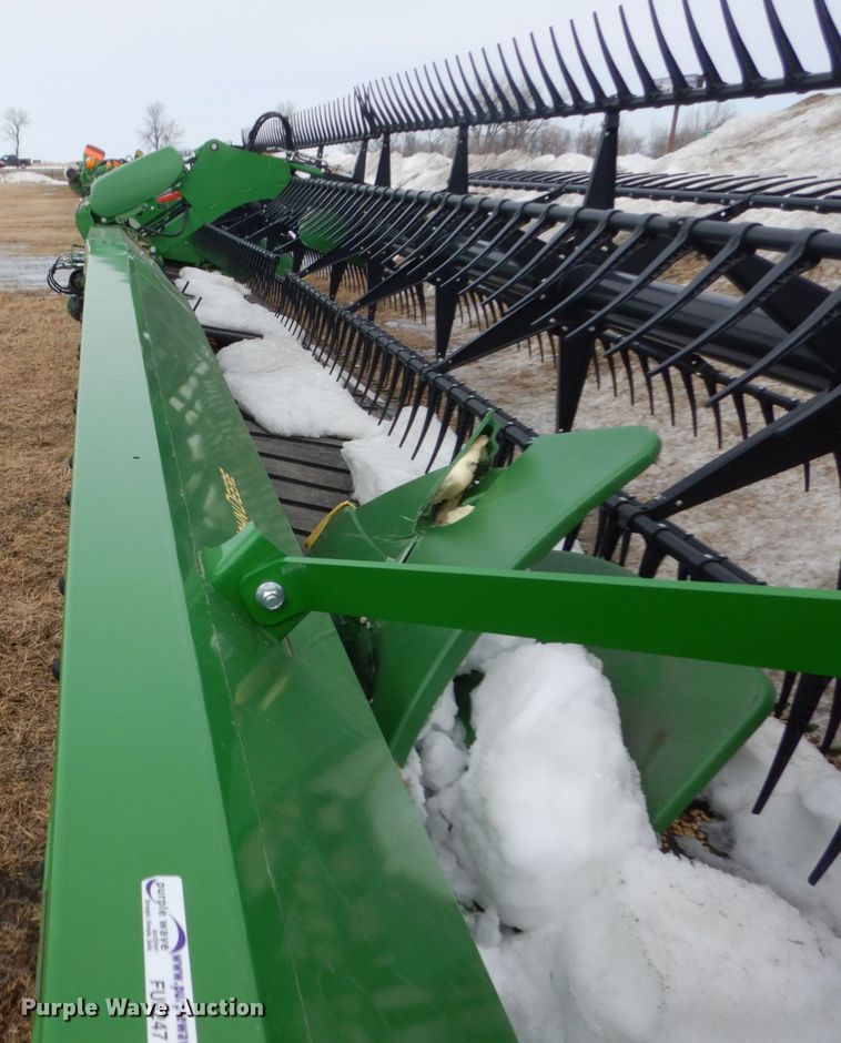 image for item FU9247 2018 John Deere 640FD draper head