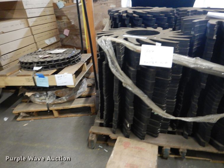 image for item FX9051 (64) Art's Way Manufacturing windrow gathering wheels