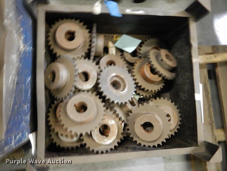 image for item FX9056 Art's Way Manufacturing parts