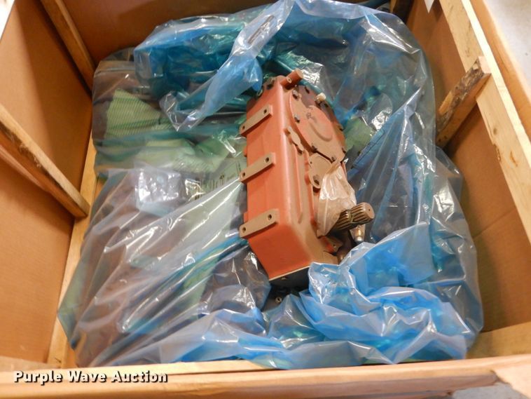 image for item FX9058 (5) Art's Way Manufacturing gearbox reducers