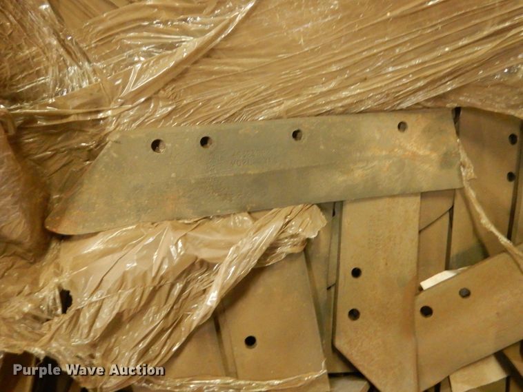 image for item FX9061 Art's Way Manufacturing parts