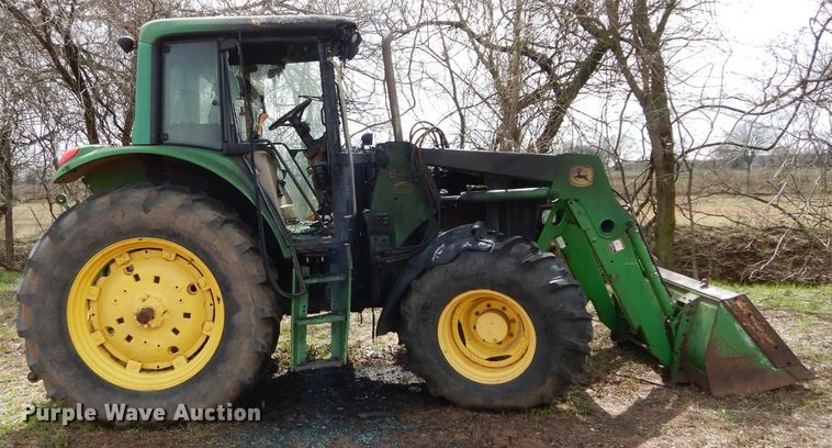 image for item GK9082 2004 John Deere 6420 tractor