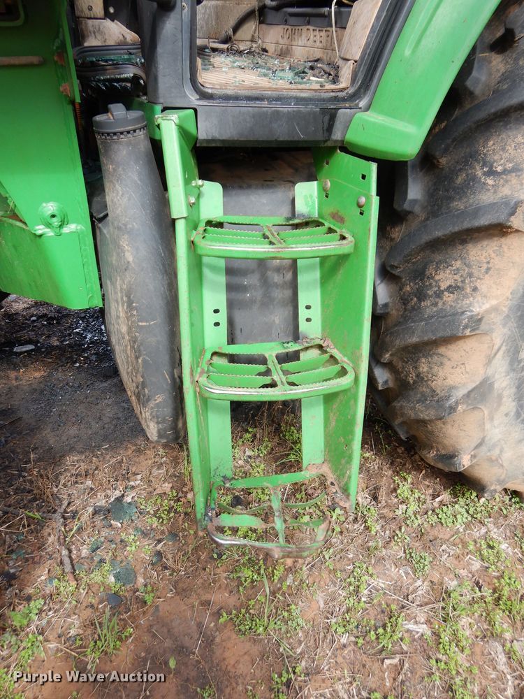 image for item GK9082 2004 John Deere 6420 tractor