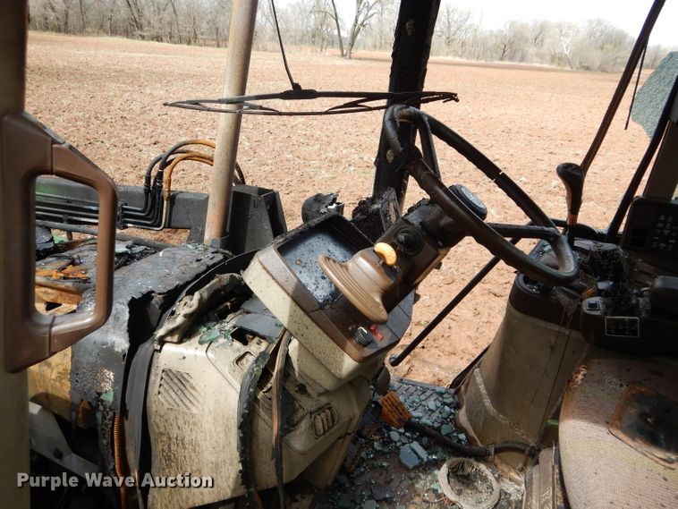 image for item GK9082 2004 John Deere 6420 tractor