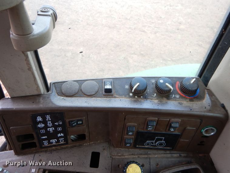 image for item GK9082 2004 John Deere 6420 tractor