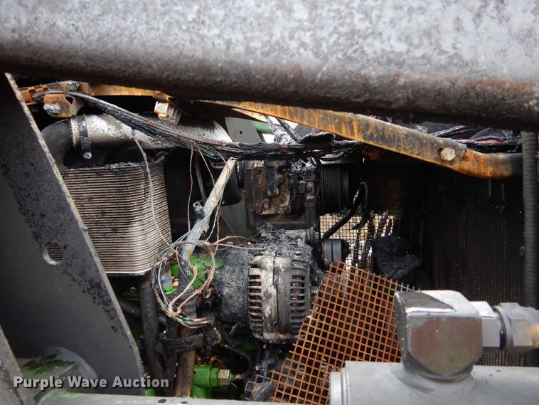 image for item GK9082 2004 John Deere 6420 tractor