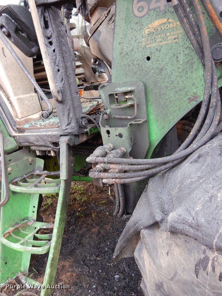 image for item GK9082 2004 John Deere 6420 tractor