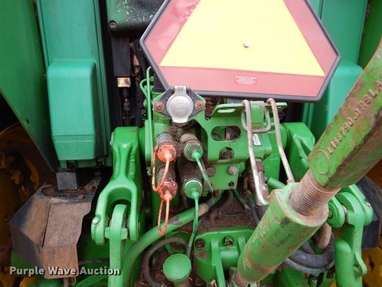 image for item GK9082 2004 John Deere 6420 tractor