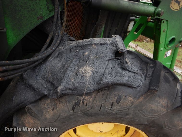 image for item GK9082 2004 John Deere 6420 tractor