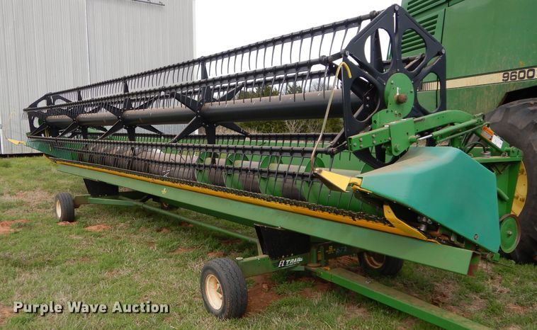 image for item GK9143 1996 John Deere 930 flex head