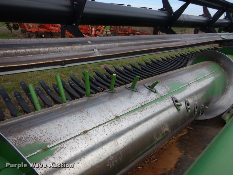 image for item GK9144 John Deere 930 rigid head