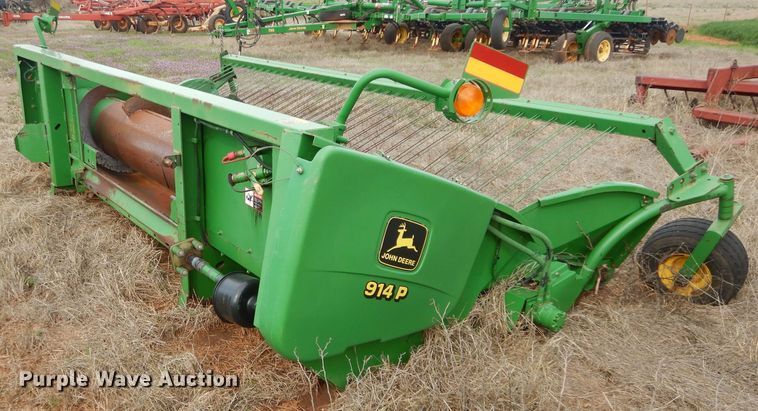 image for item GK9145 John Deere 914P pickup head