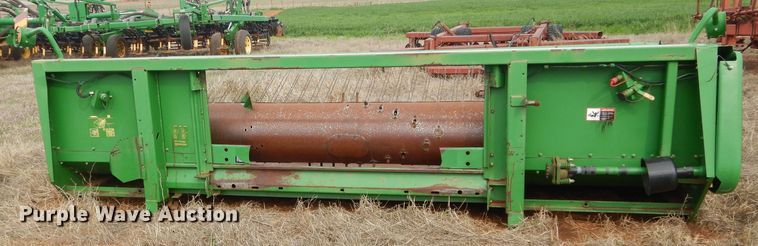 image for item GK9145 John Deere 914P pickup head