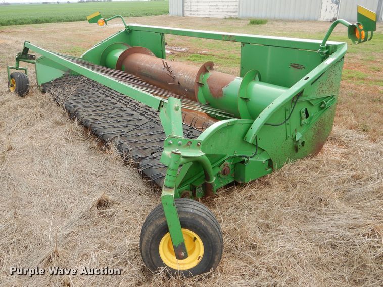 image for item GK9145 John Deere 914P pickup head