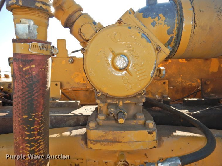 image for item GN9760 Caterpillar 342G six cylinder natural gas engine