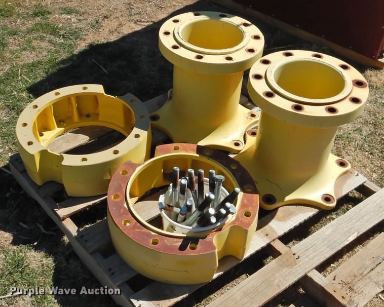 (2) John Deere dual wheel extensions in Spearman, TX Item GN9768 sold