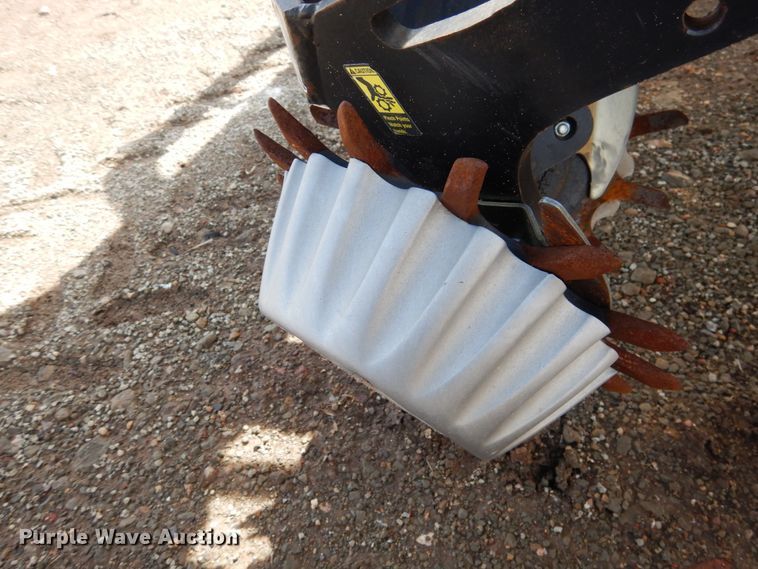 image for item GN9791 Kinze 3140 planter