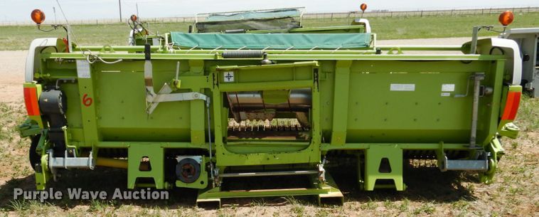 image for item GN9803 2015 Claas 380 pickup head