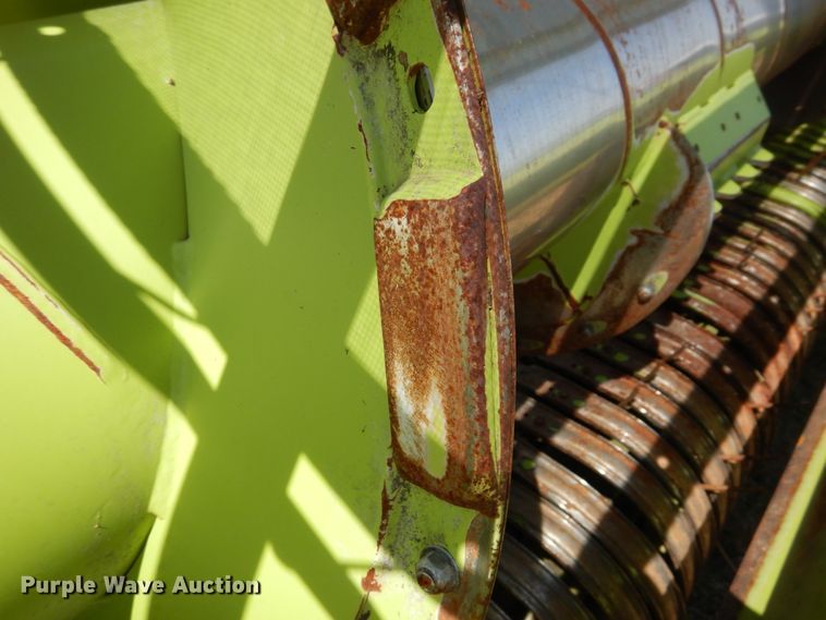 image for item GN9803 2015 Claas 380 pickup head