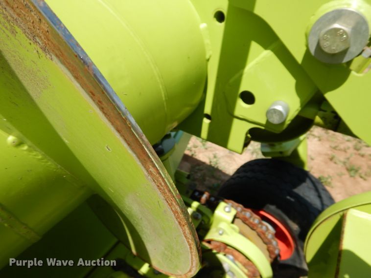 image for item GN9803 2015 Claas 380 pickup head