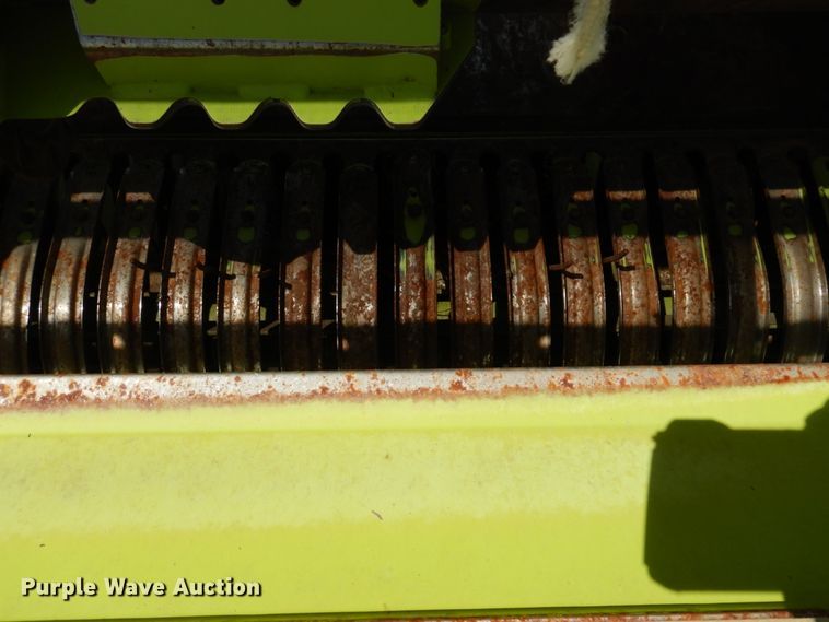 image for item GN9803 2015 Claas 380 pickup head