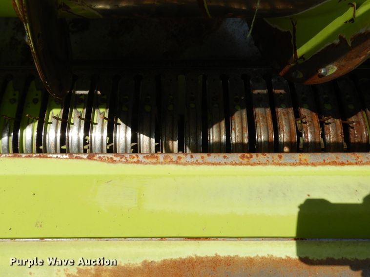 image for item GN9803 2015 Claas 380 pickup head
