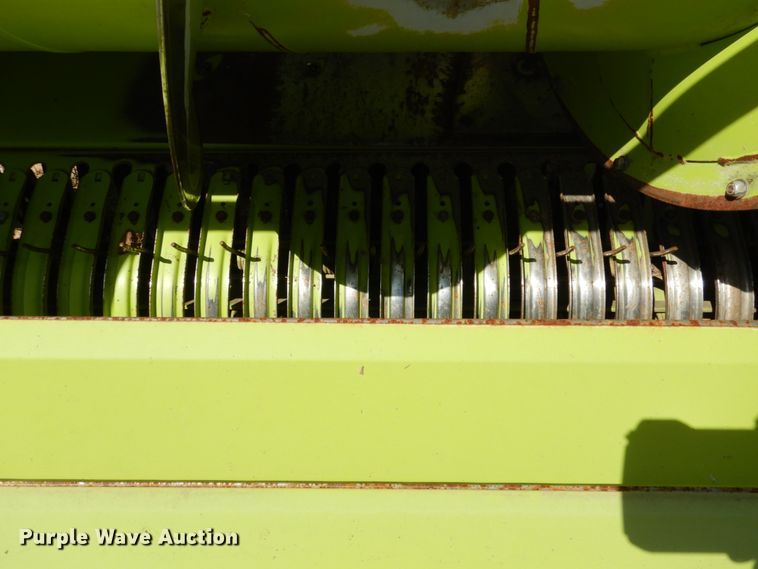 image for item GN9803 2015 Claas 380 pickup head