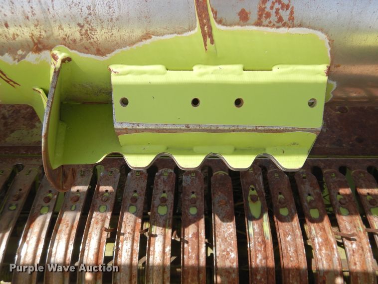 image for item GN9803 2015 Claas 380 pickup head