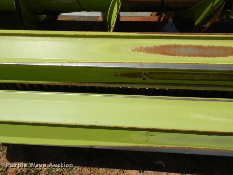 image for item GN9803 2015 Claas 380 pickup head