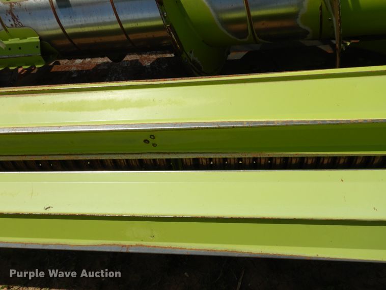 image for item GN9803 2015 Claas 380 pickup head