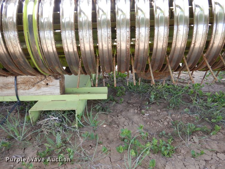 image for item GN9803 2015 Claas 380 pickup head