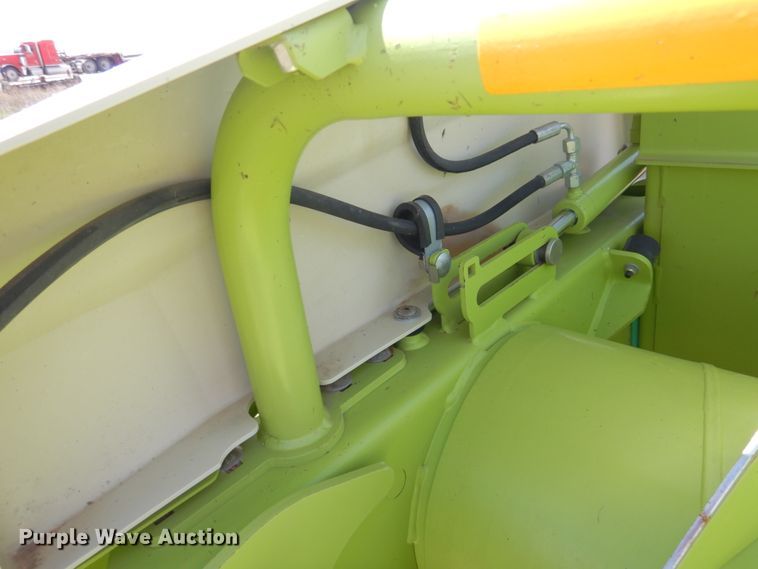 image for item GN9803 2015 Claas 380 pickup head