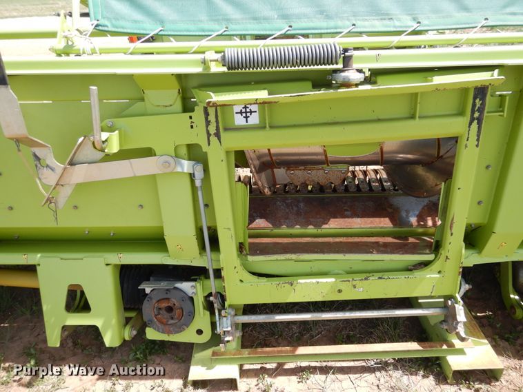 image for item GN9803 2015 Claas 380 pickup head