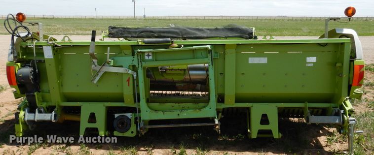 image for item GN9804 2013 Claas 380 pickup head