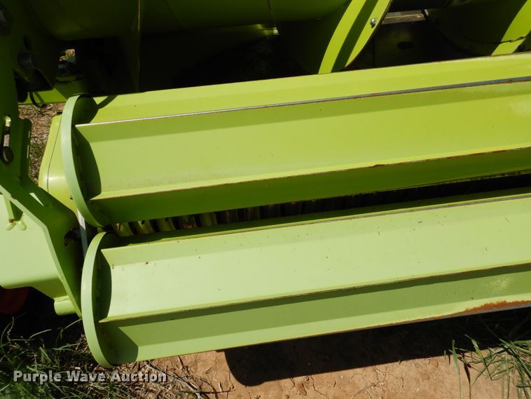 image for item GN9804 2013 Claas 380 pickup head